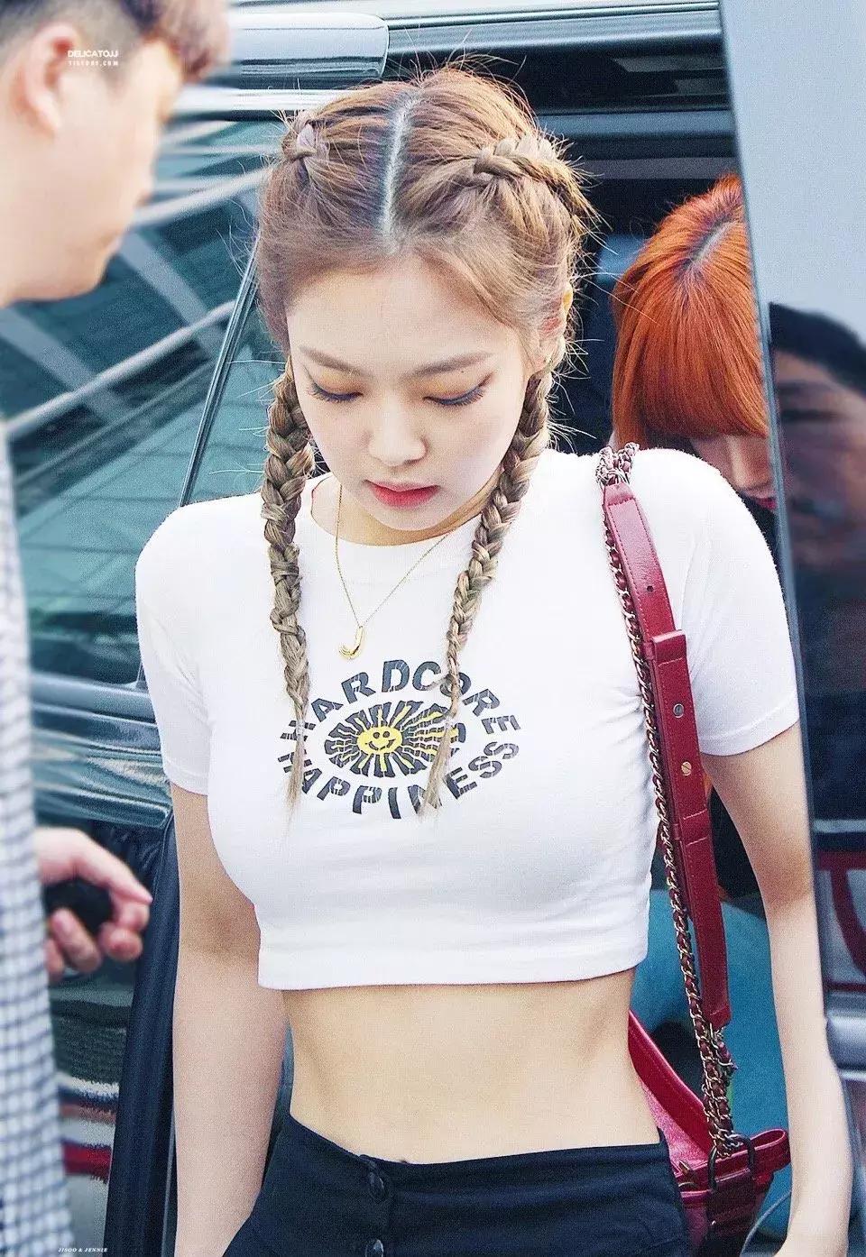 夏天雪纺裙子露肩怎么办 (夏天露肩衣服怎么处理)