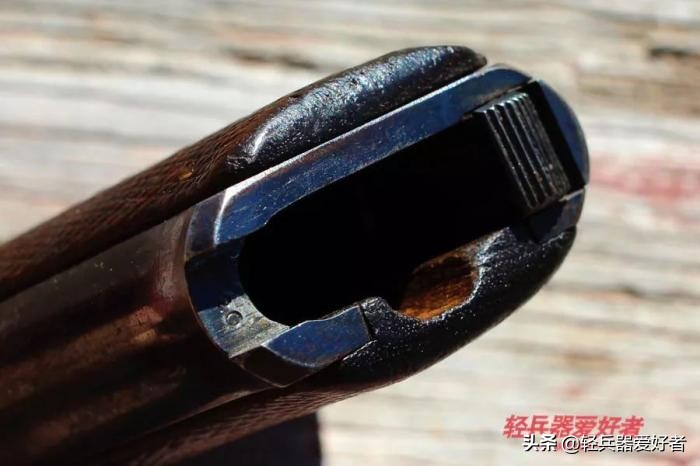 小口径单发装填手枪,世界上第1把全自动的枪