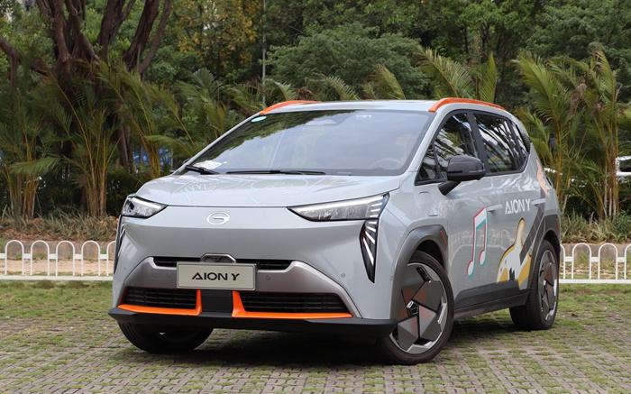 比亚迪海豚70kw和130kw哪个更实用,比亚迪纯电新车海豚