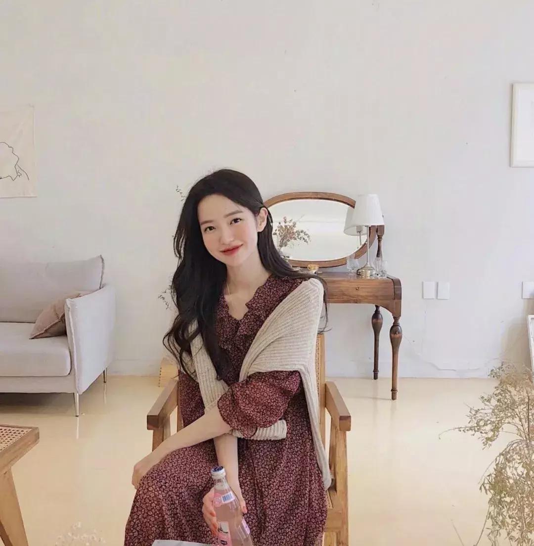 网红脸早已过时高级脸才是王道,清冷气质网红脸