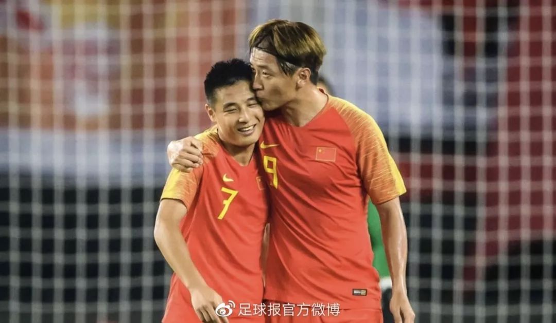 国足精彩集锦3比0韩国,国足精彩反攻