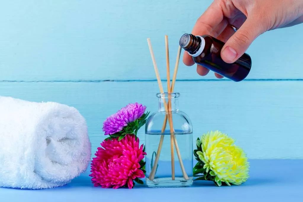 卧室放这4样，掉发伤肺毁睡眠，厕所放这4样，伤*处私**易患癌