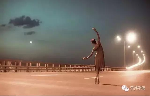 我叫勃利，这是我的个人名片