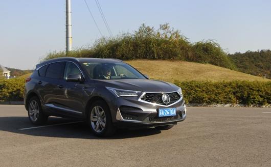 讴歌奥迪q5,讴歌tl和q50怎么选