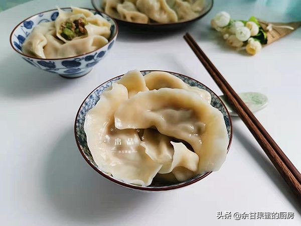 豆角饺子馅炒一下放什么调料好吃,豆角胡萝卜鸡蛋饺子馅怎么做好吃