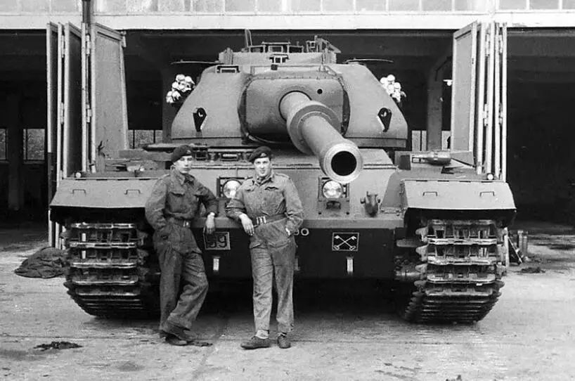 战车溯源m4a3e2,is-3坦克表现