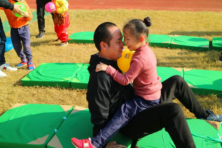 运动为主题的儿童绘本亲子表演,绘本亲子运动会