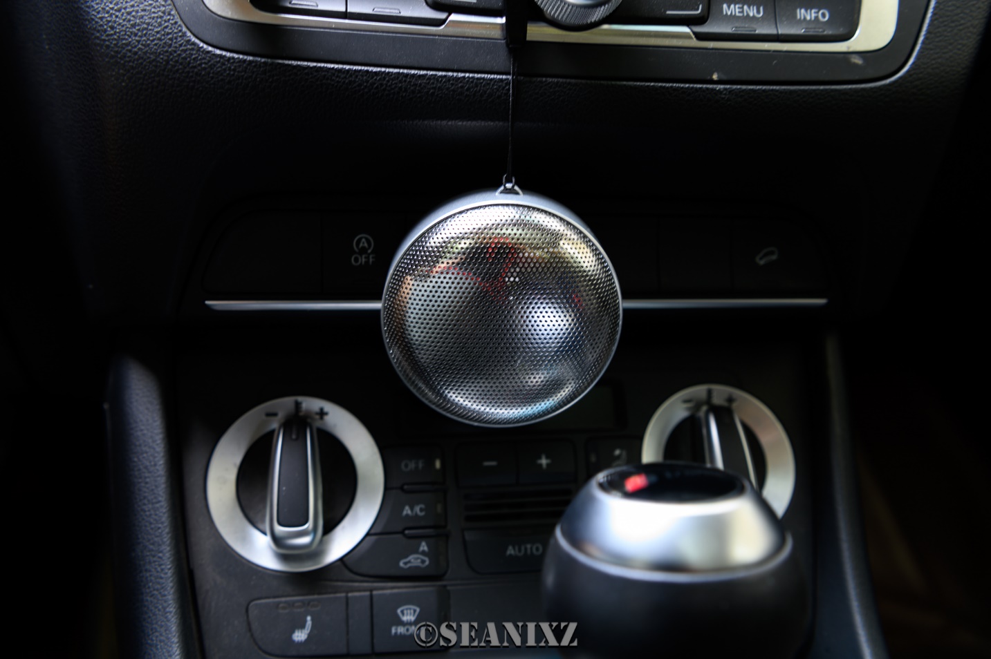 万能的随身消毒神器—XTARAF1蓝氧除味器