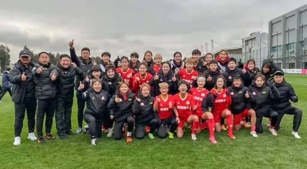 男子回应投诉快递员遭上门殴打,男子投诉被快递员殴打后续处理