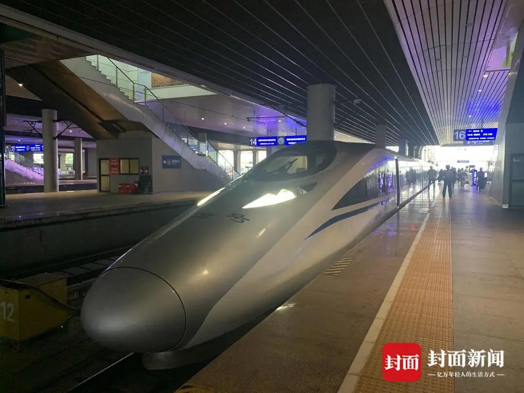 成都到深圳高铁开通,成都到深圳首列高铁