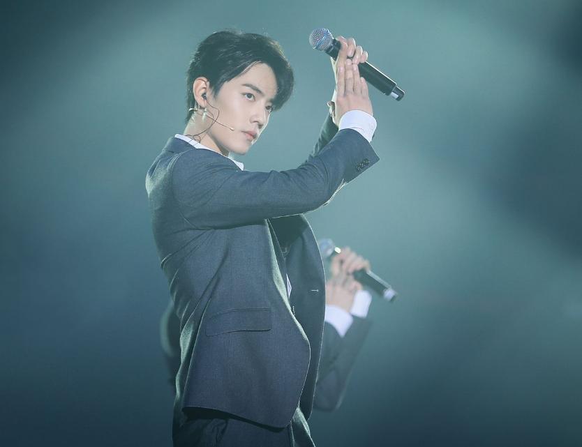 正能量肖战素材,肖战逆境生长的素材