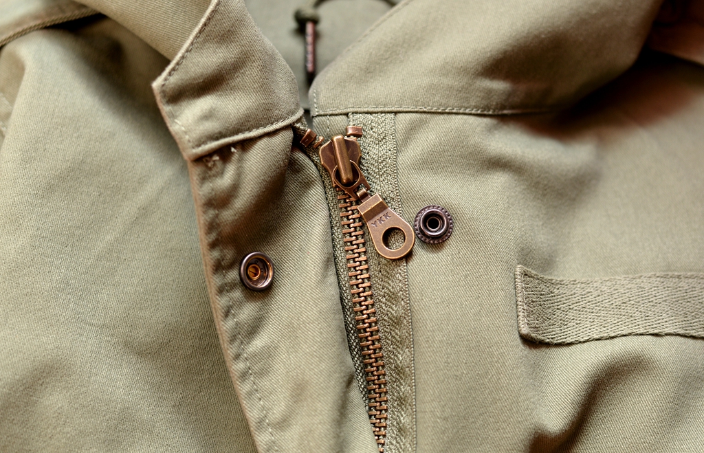 以枪炮玫瑰致敬经典——美军M-51Parka女式风衣评测