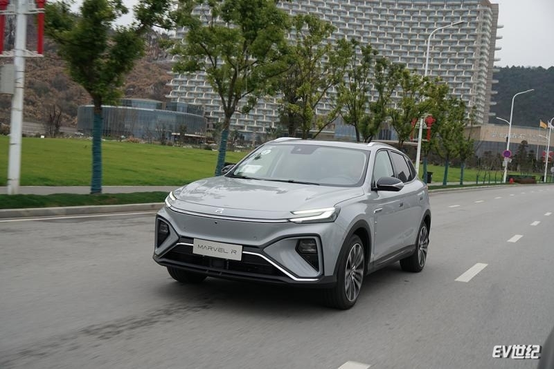 用实际行动诠释高品质服务,飞凡marvelr试驾