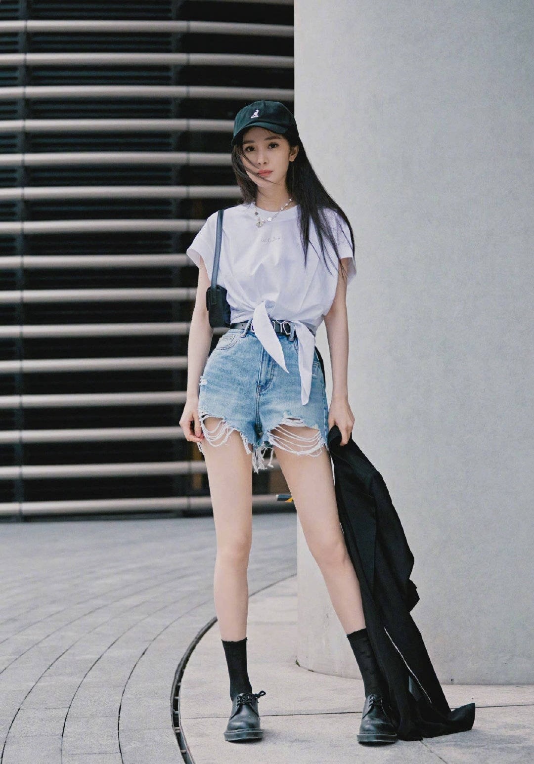 明星短靴搭配什么裤子好看,明星夏季短靴穿搭