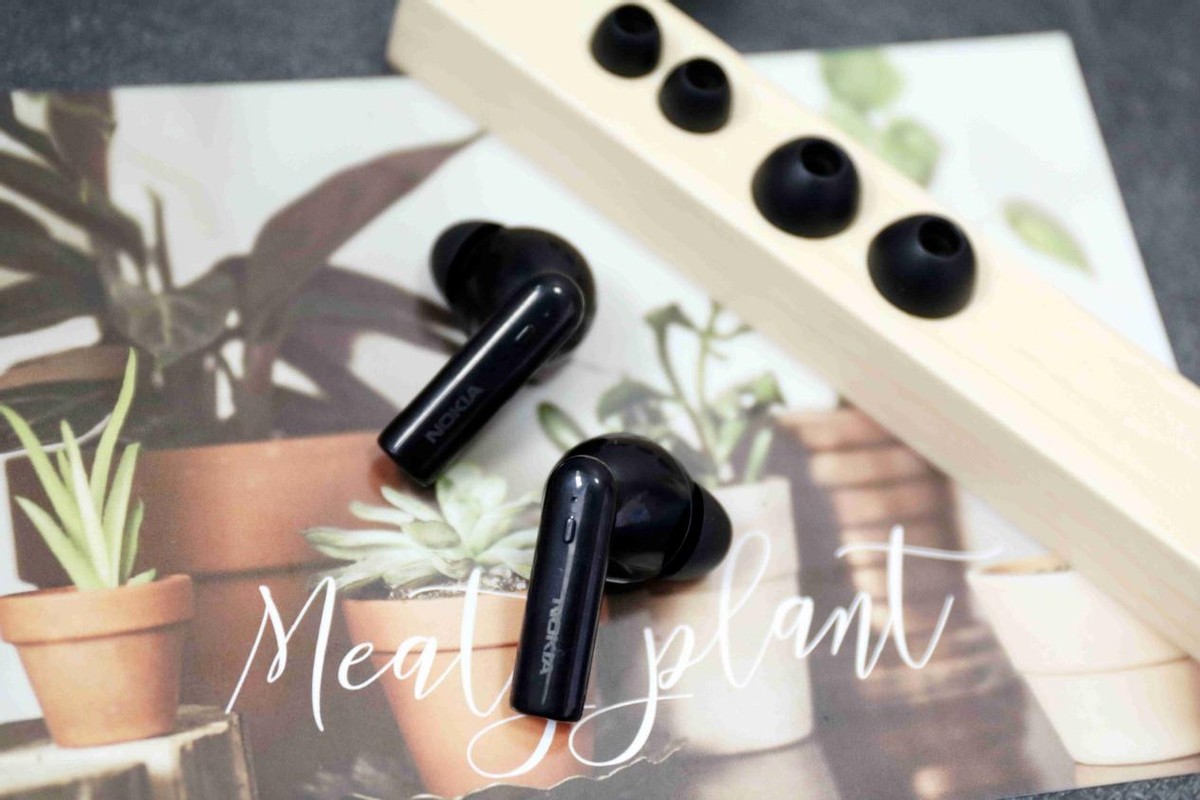 诺基亚e1200和小米头戴蓝牙耳机,诺基亚蓝牙耳机值得入手吗