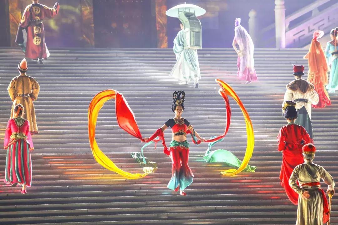 大唐芙蓉园水舞光影秀收费吗,大唐芙蓉园大型水上光影秀