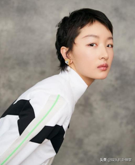 3岁丧父随母亲改嫁23岁拿影后,3岁丧父随母亲改嫁继父扛水泥