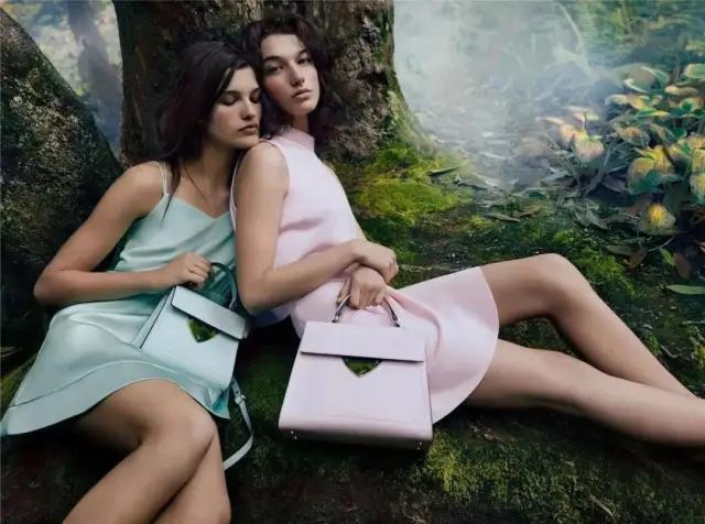 轻奢包包几千块,性价比高的轻奢包包