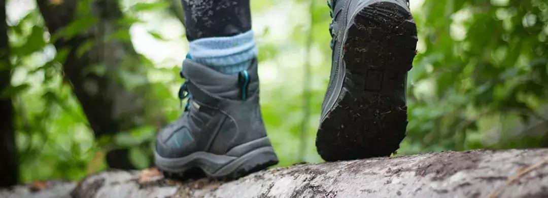 户外运动推荐鞋子品牌,防崴脚运动鞋推荐