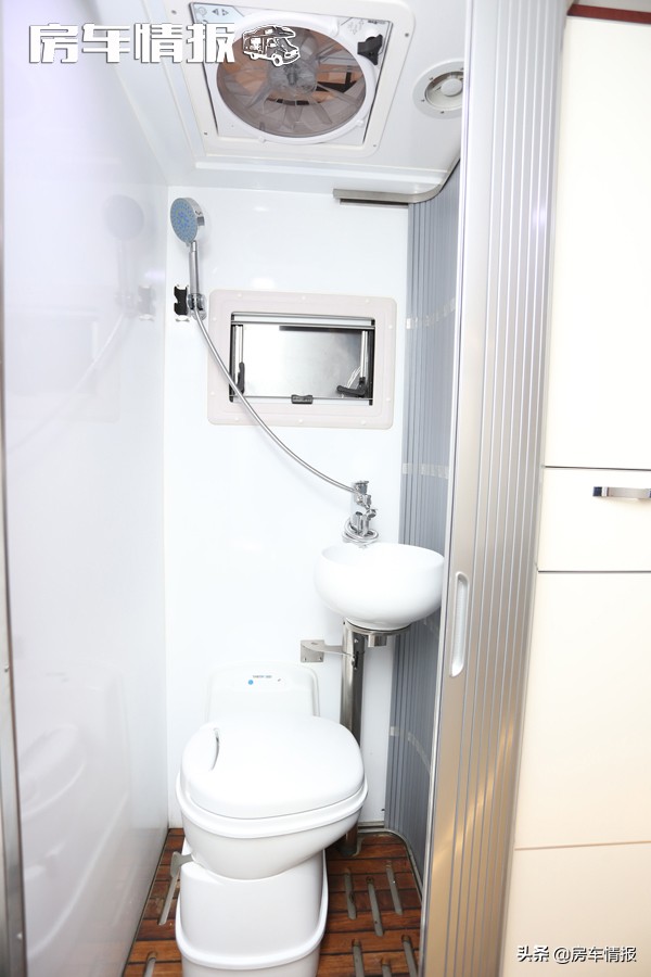 丰田坦途皮卡单门版房车视频,丰田坦途单排房车最新款