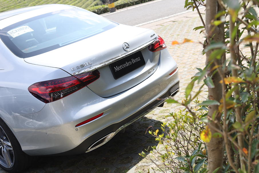 40多万开小迈巴赫！奔驰E级上市前不被看好，如今月销过万比5系火