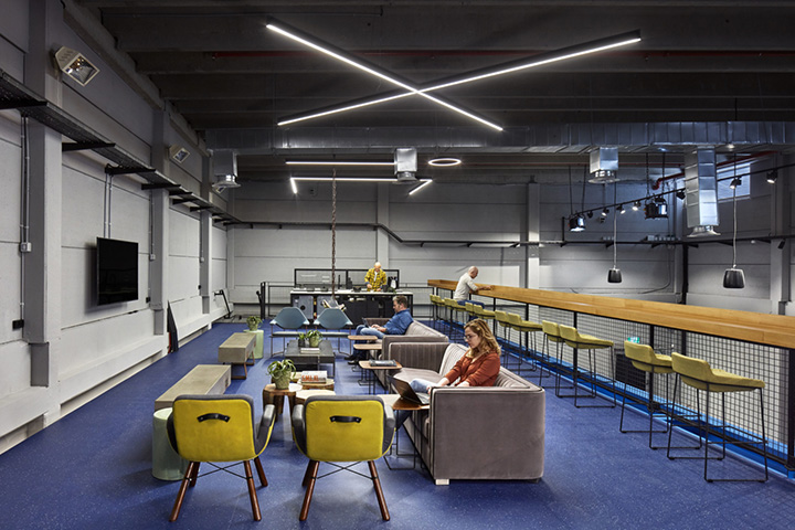 活力摩登科技公司PureStorage布拉格办公设计欣赏