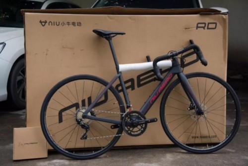 小牛电动niuus动力版锂电电动车,小牛电动车2024新款nxt测评