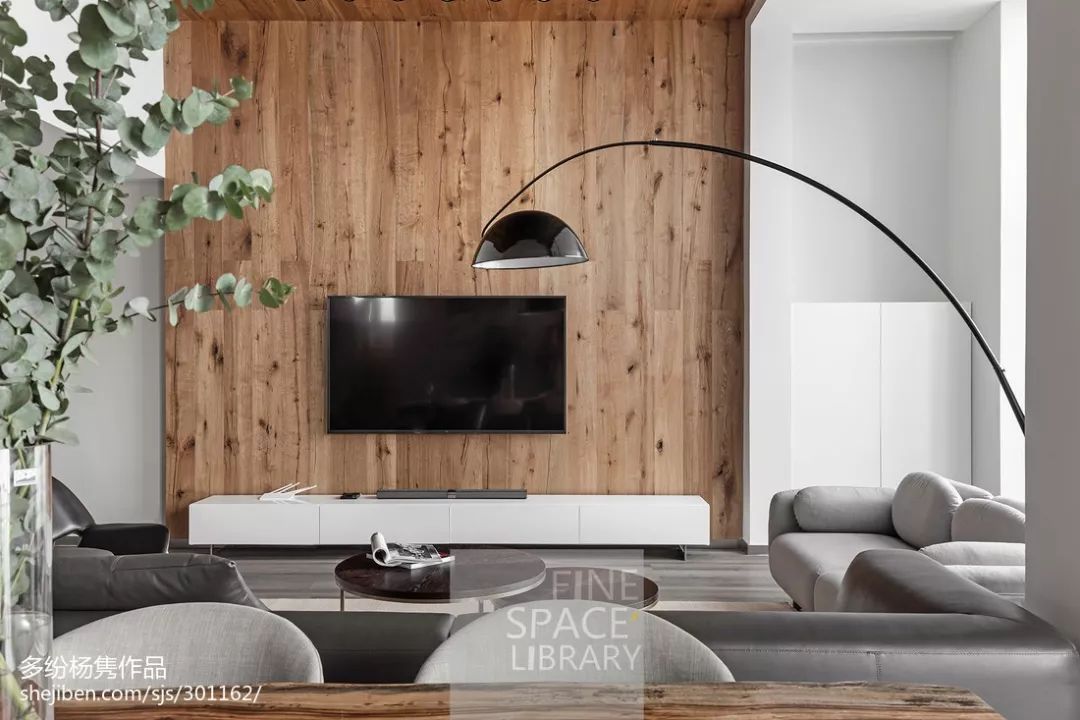 齐齐哈尔卧室装修布局,自己安装木板墙