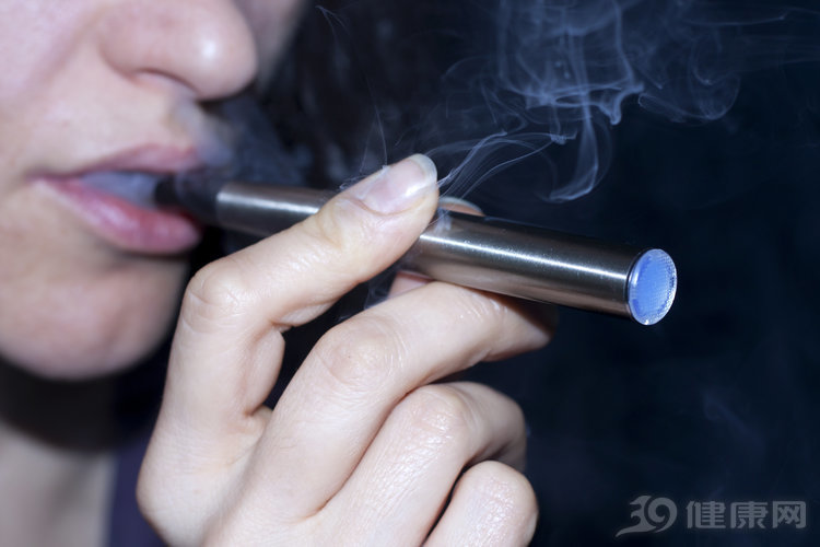 戒烟专用的香烟有用吗,烟民必备之戒烟神器