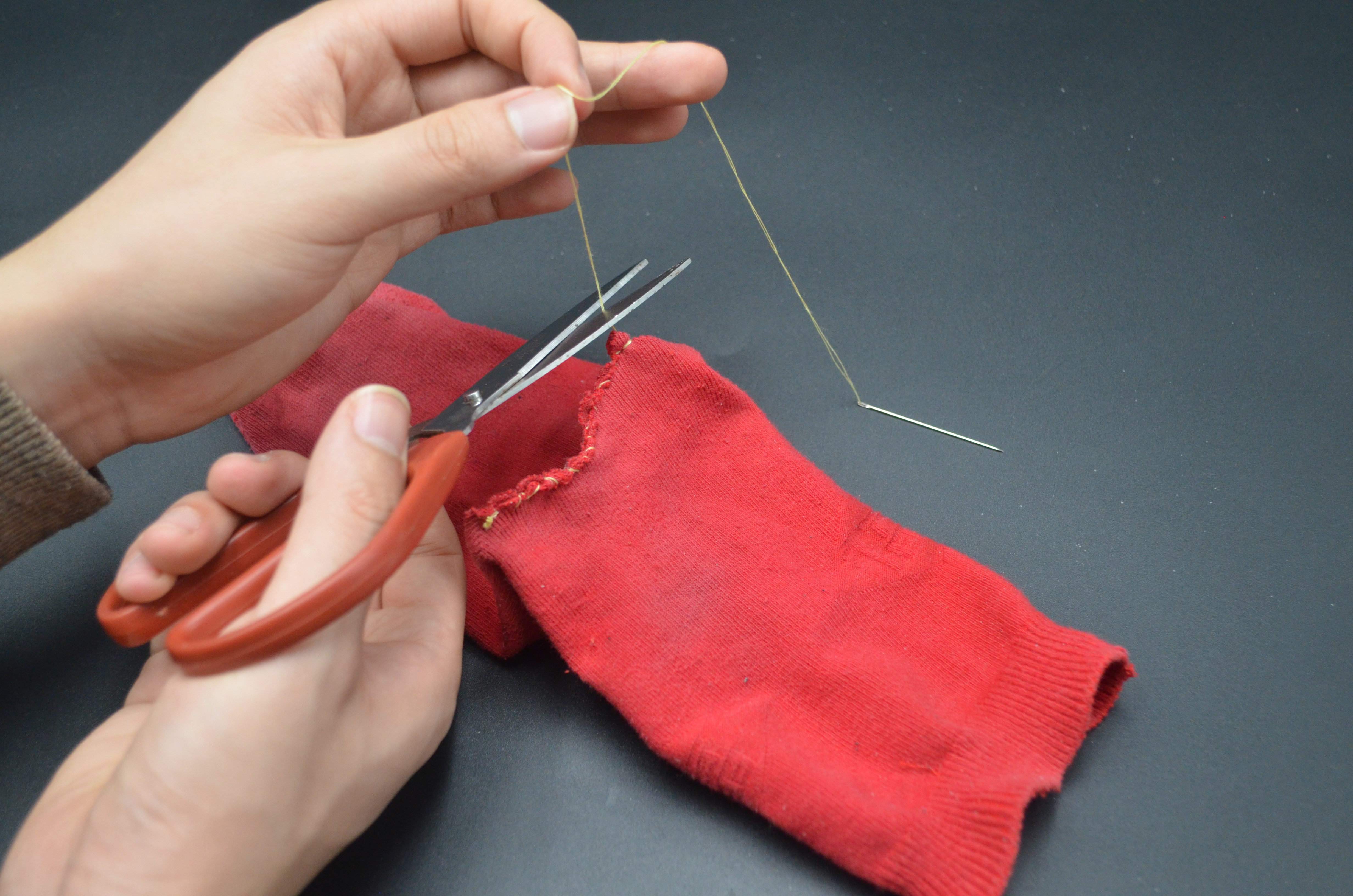 袜子破洞巧妙修补方法生活小妙招,防止袜子破洞小妙招