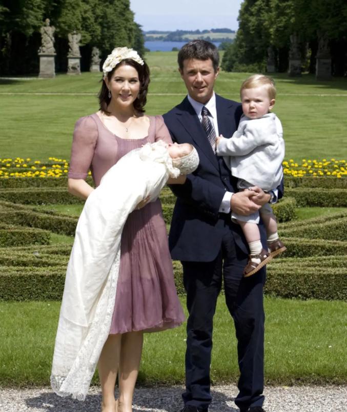 丹麦王储妃玛丽的老公叫什么,丹麦王储妃玛丽有没有生孩子
