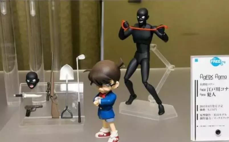 这些沙雕周边，每一样都好变态好想要啊