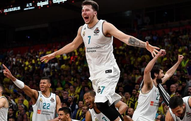 德克与东契奇打了多久,德克和东契奇谁是老大