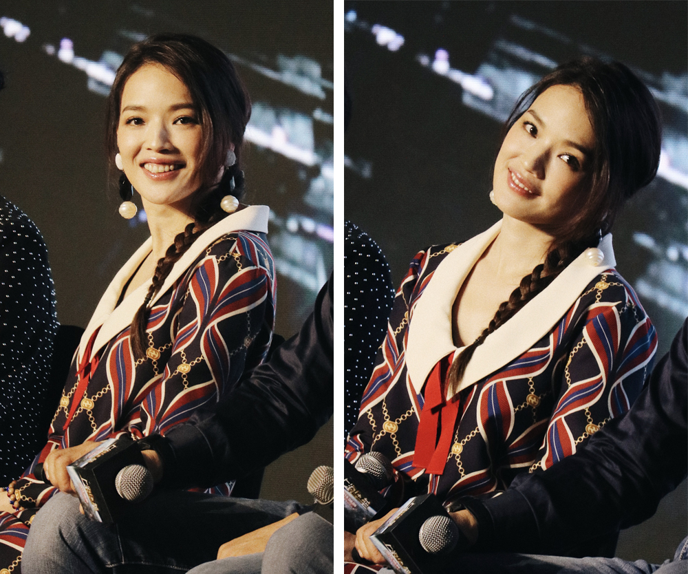 43岁舒淇发型女人味十足可盐可甜 (43岁舒淇穿不规则风衣裙配短靴)