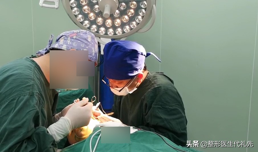 拉皮手术危险吗,做面部拉皮会损伤神经吗