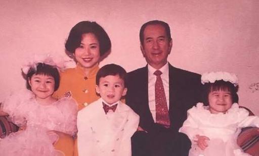 赌王陈婉珍怎么上位,陈婉珍为什么能嫁给赌王