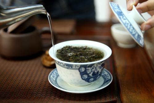 如何泡出冰红茶好喝又简单,七步教你泡出一杯芳香口味的红茶