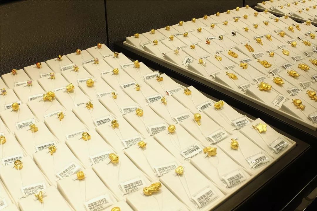 浦东机场日上免税店24小时营业么,浦东机场怎么经过日上免税店