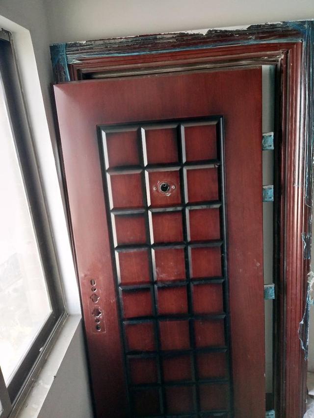 防盗门需要了解些什么,防盗门需要灌浆价格