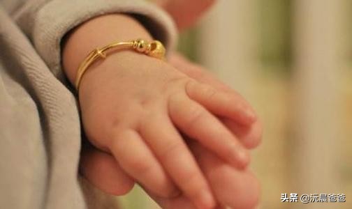 新生儿脑瘫的10个征兆图片,新生儿脑瘫一般是什么原因引起