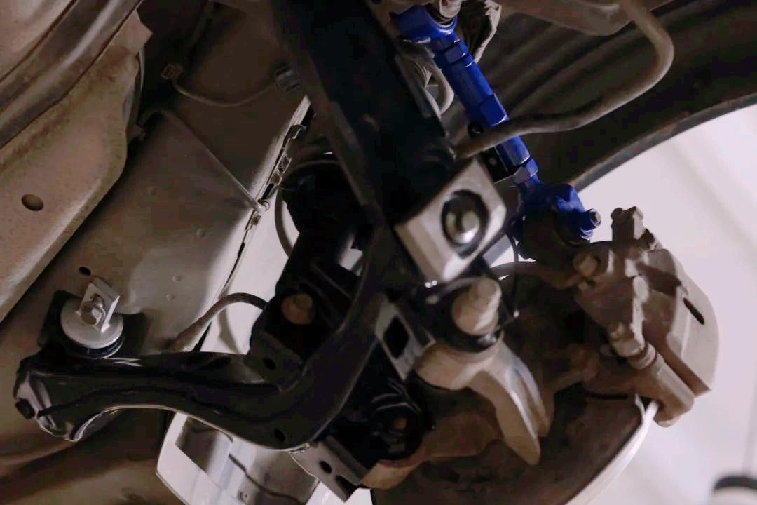 怪兽修车翻新的视频,怪兽修车翻新奥迪q7