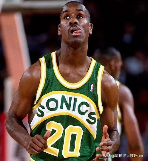 球迷评nba15大最美球衣,nba历史上最好看的球衣