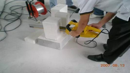 防空鼓视频,防空鼓贴瓷砖的方法与技巧