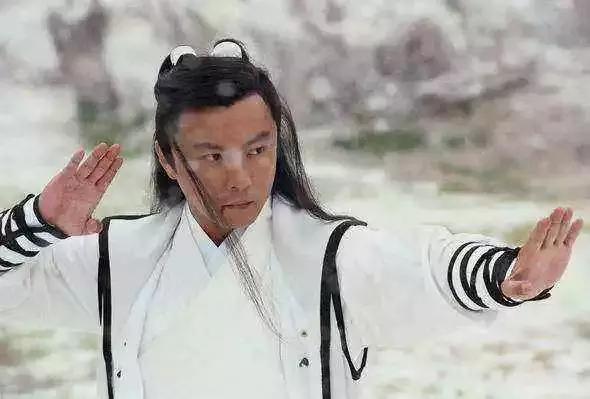 雅居乐？看上去有点难