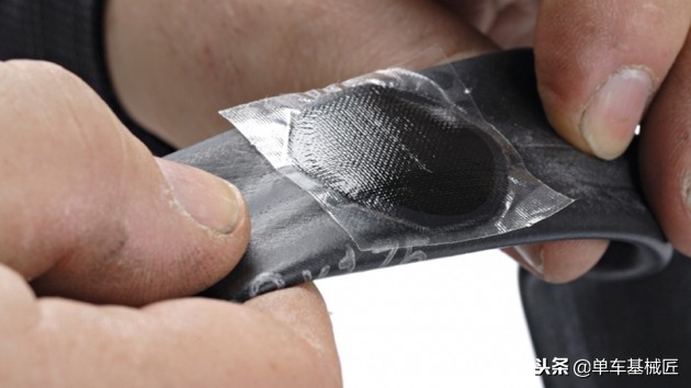 普通自行车补胎视频教程全过程,单车补胎教学