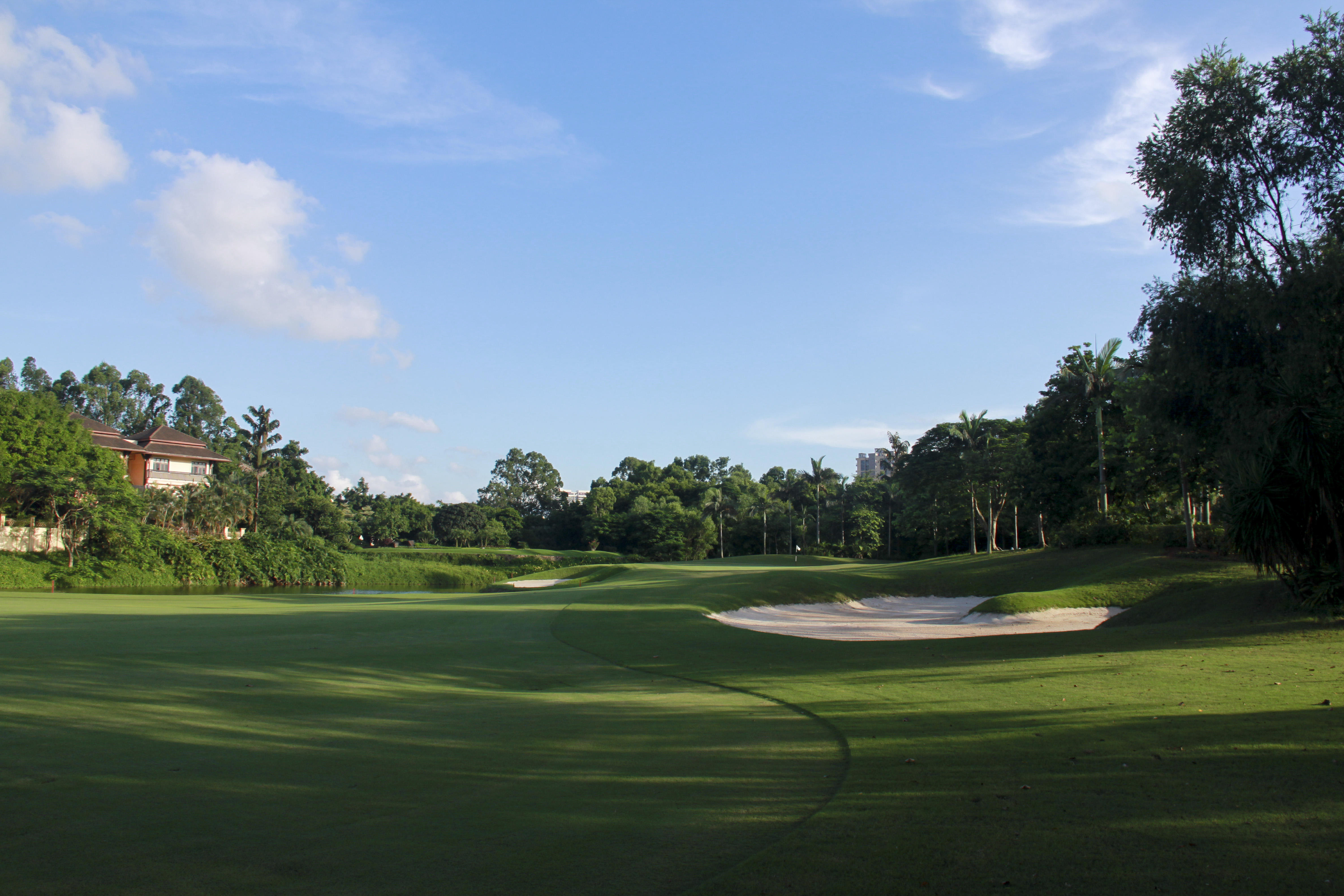 深圳高尔夫俱乐部是怎么收费的,深圳高尔夫场收费价格