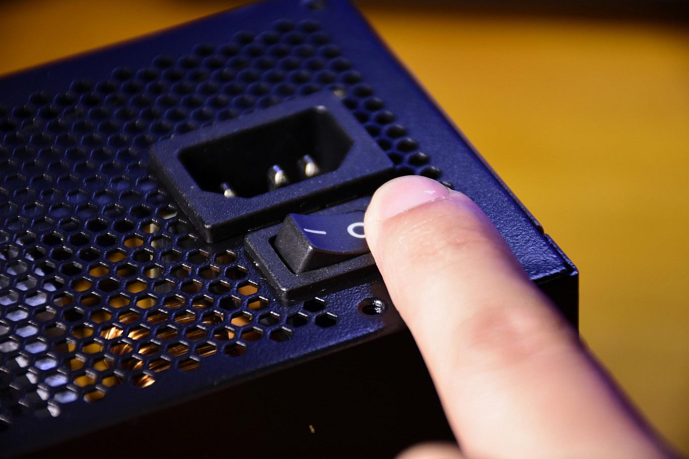 艾湃电竞ag-750m为什么这么便宜,艾湃电竞电源ag和an