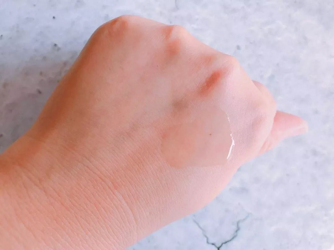 种草全球好美妆润唇膏,保湿修护产品测评