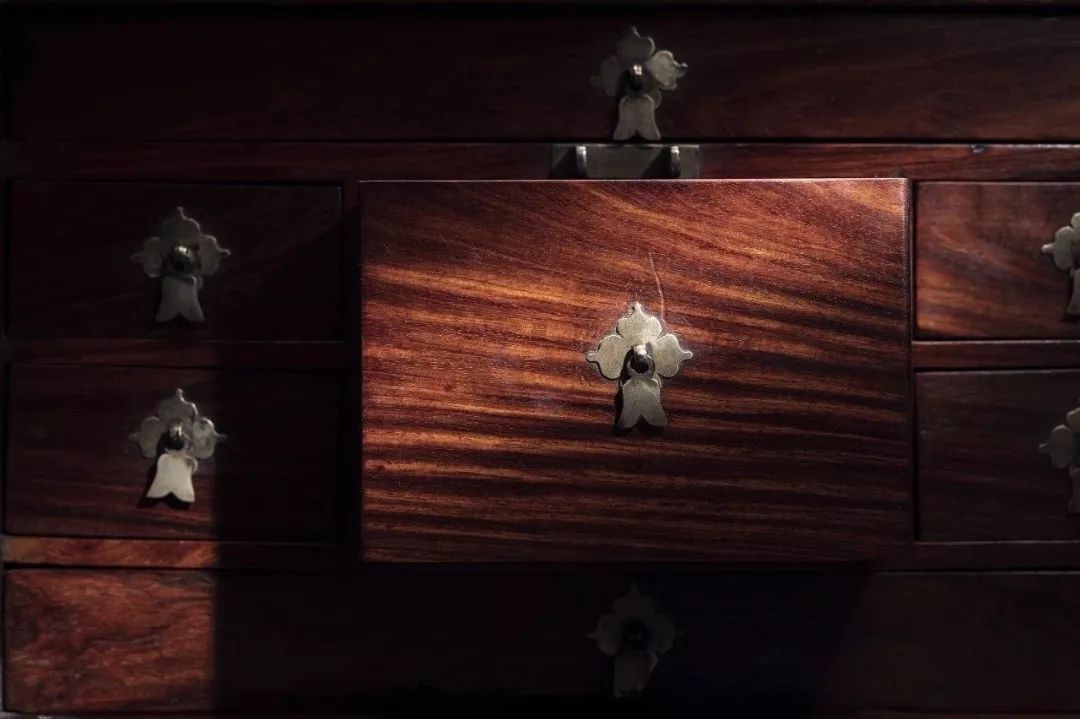 明式黄花梨红木家具,极品黄花梨古典家具中的美学典范