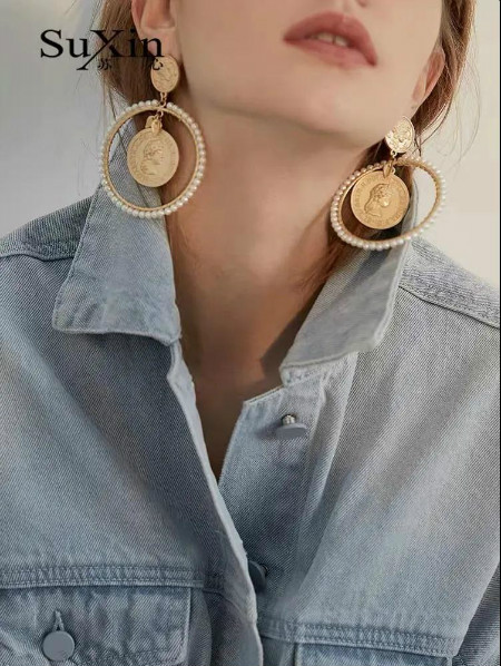 耳环款式图银,优雅耳环必备款式图片大全